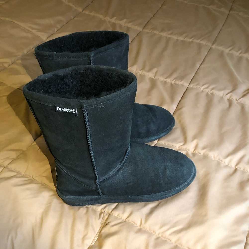 BearPaw Black Boots